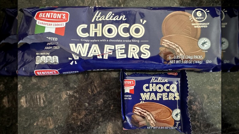 A big and small packet of Italian Choco Wafers