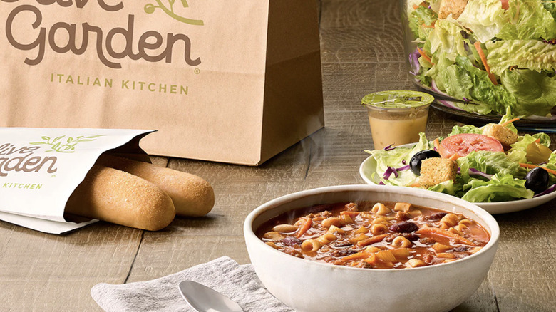 9 Best Olive Garden Ordering Tips