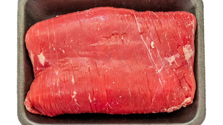 Member's Mark USDA Choice Angus beef flank steak in black tray