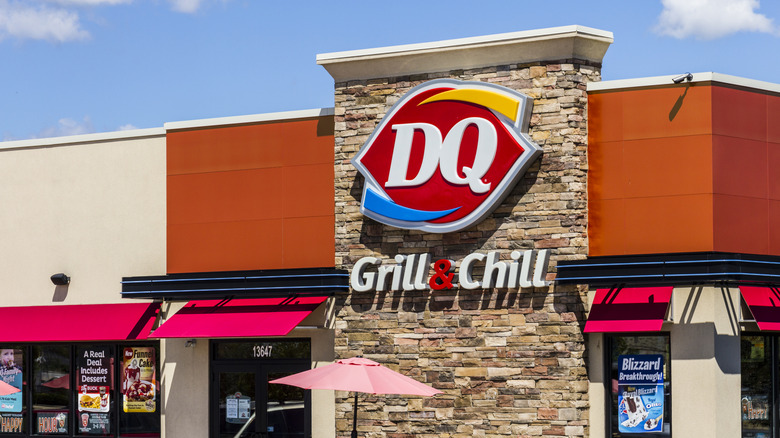 outside of Dairy Queen Grill & Chill restaurant
