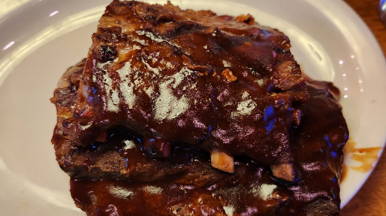 Plated baby back ribs at Texas Roadhouse