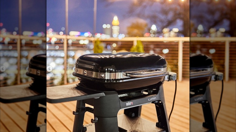 Weber Lumin grill at night