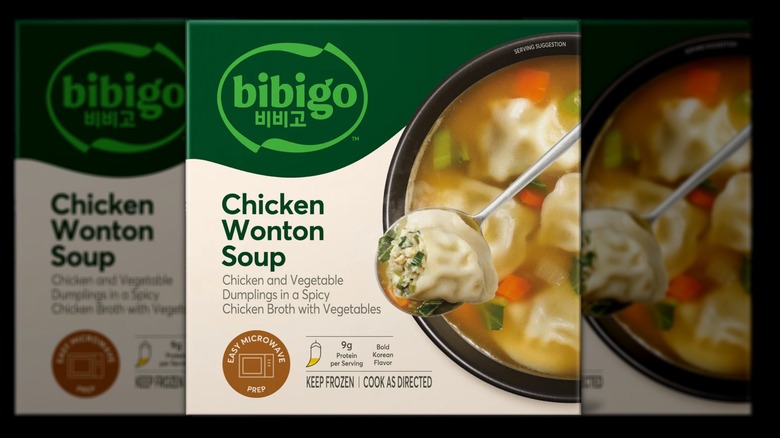 Box of Bibigo Chicken Wonton Soup