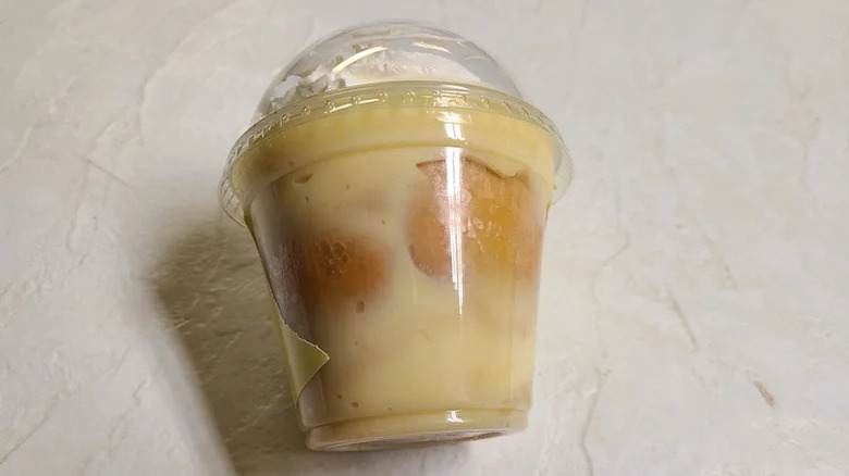 Side view of banana pudding cup