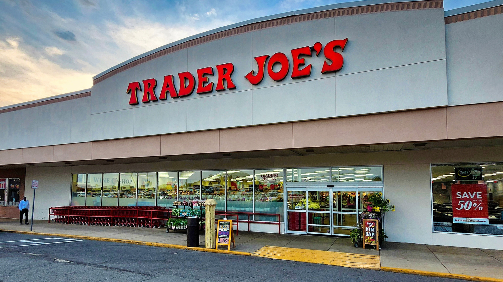 9 Grocery Items You Should Buy At Trader Joe's Instead Of Costco, According To S...
