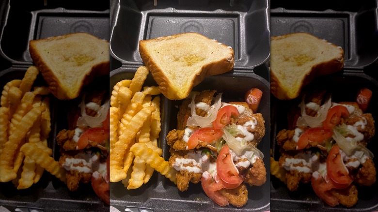 Zaxby's lemon pepper sandwich in black to-go box