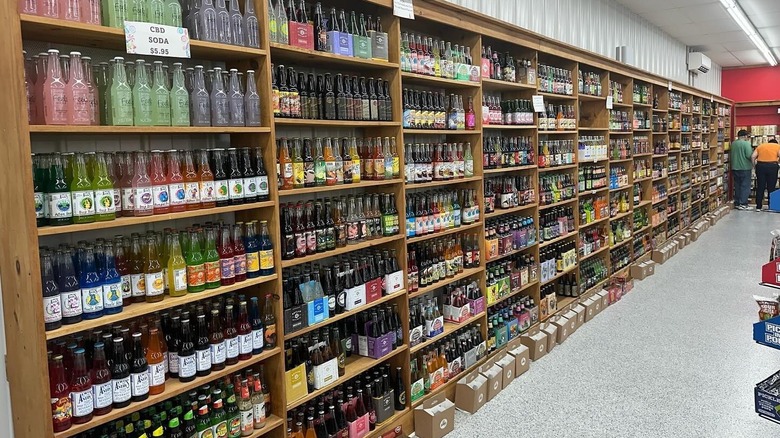 Soda shelves in Sweetz & More