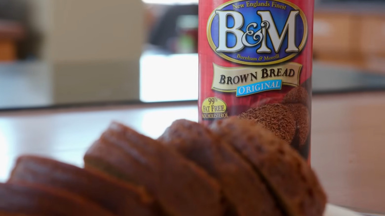 mirrored image of can of brown bread on kitchen counter