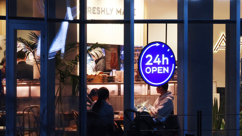 Restaurant open 24 hours