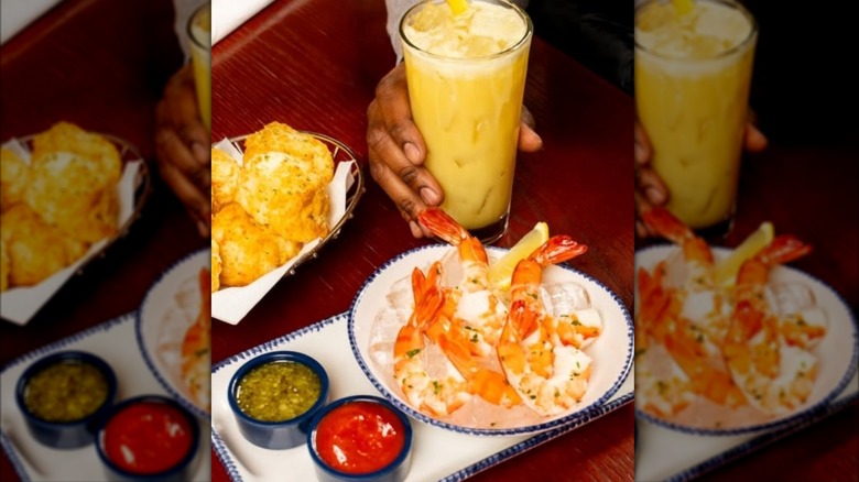 Black tiger shrimp cocktail with sauces at Rd Lobster