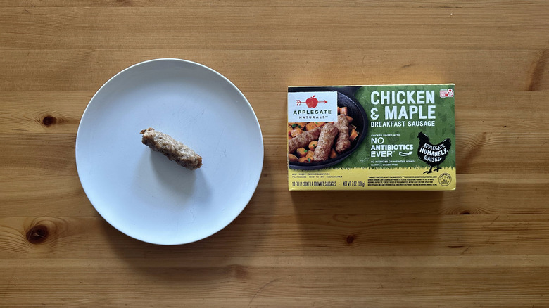 Applegate Naturals Chicken and Maple Breakfast Sausages on wooden table