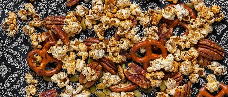 Popcorn Party Mix