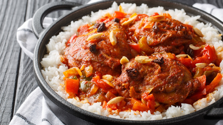 Country captain chicken on rice