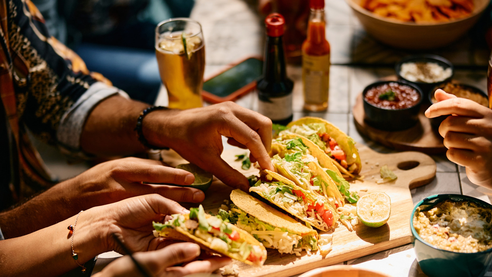 A Denver Taco Spot Is Earning Michelin Buzz For This Meaty Sandwich - Tasting Table