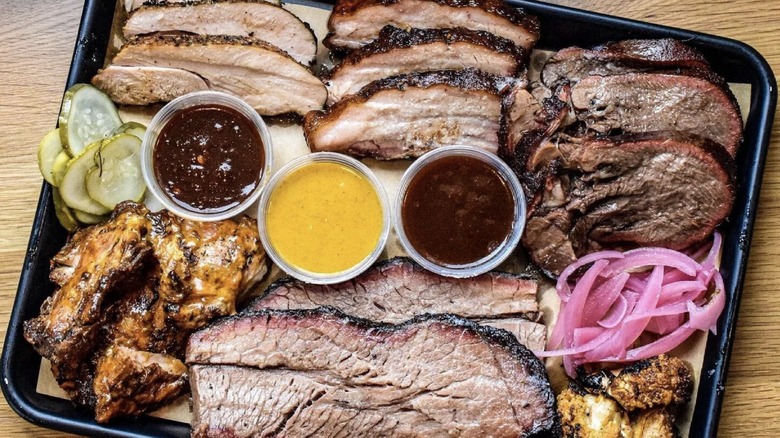 close up of barbecue plate from Ray Ray's Hog Pit