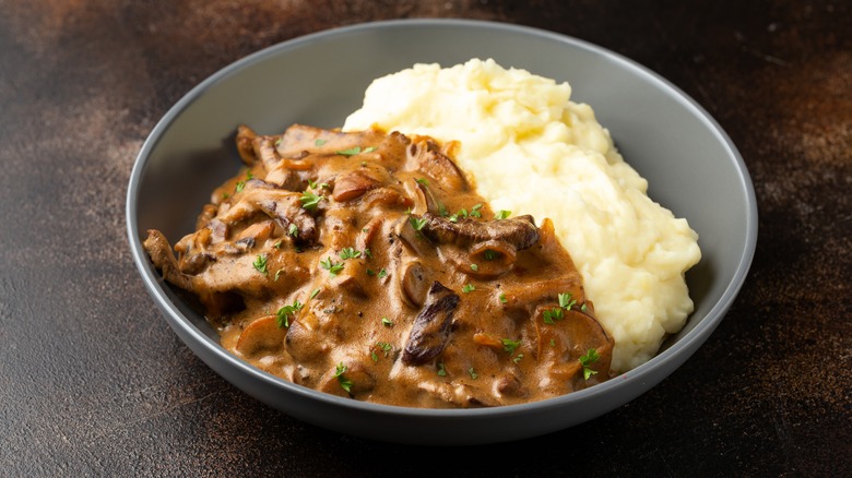 beef stroganoff with mashed potatoes