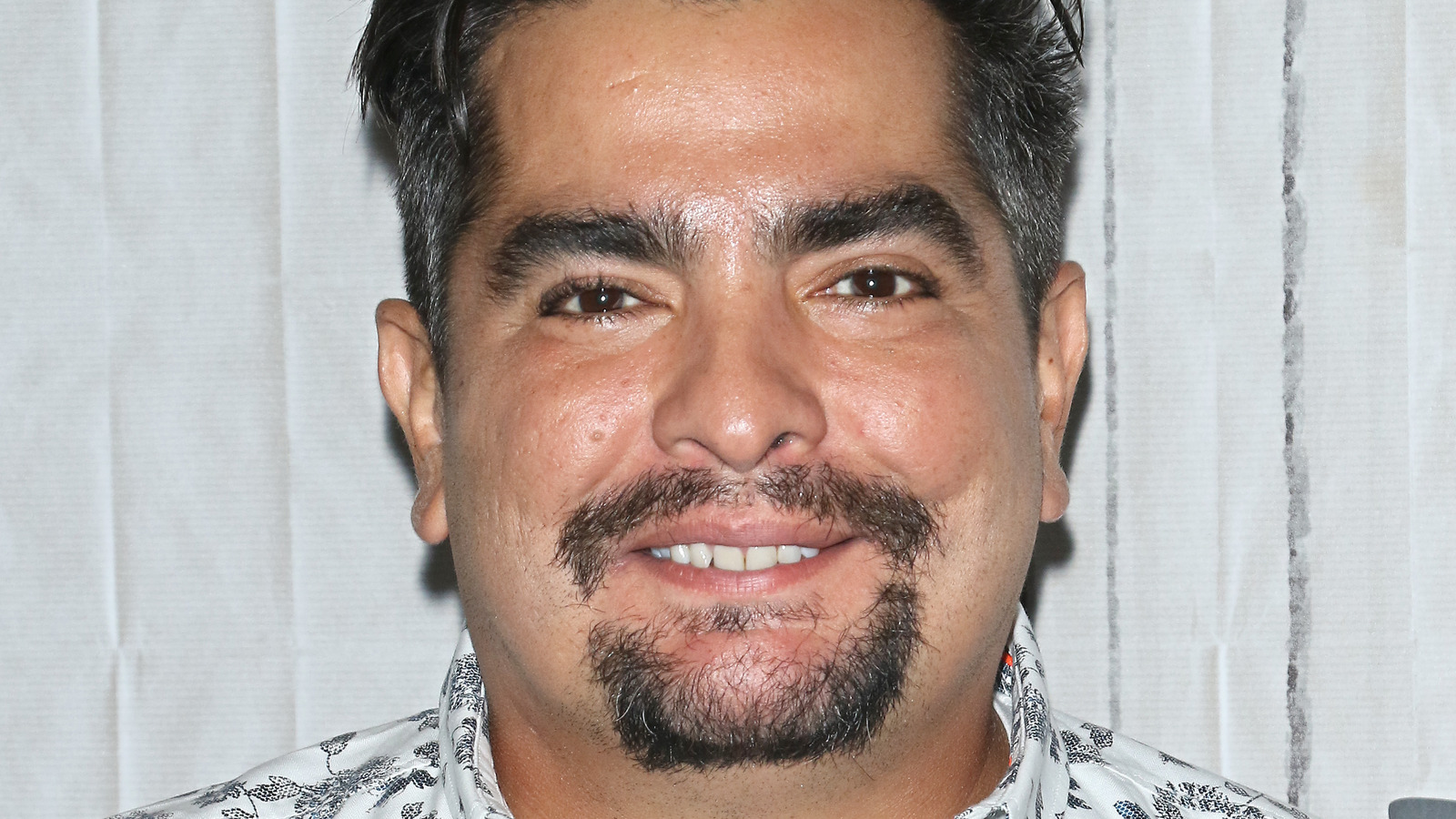 Aarón Sánchez Has Some Tips For Homemade Guacamole Exclusive