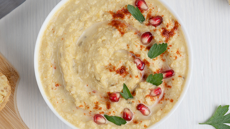 hummus with pomegranate seeds