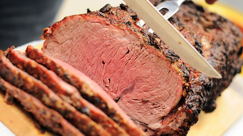 Prime rib being sliced