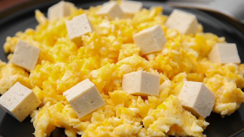 tofu on scrambled eggs 