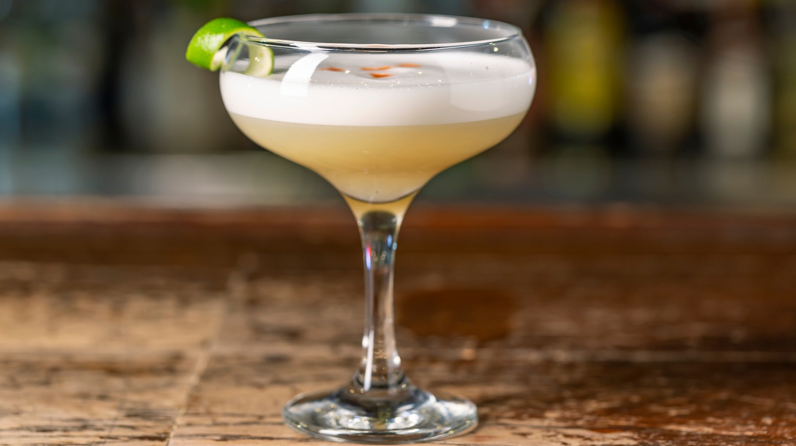 Add Whipped Cream To Your Cocktails For A Flavorful Twist