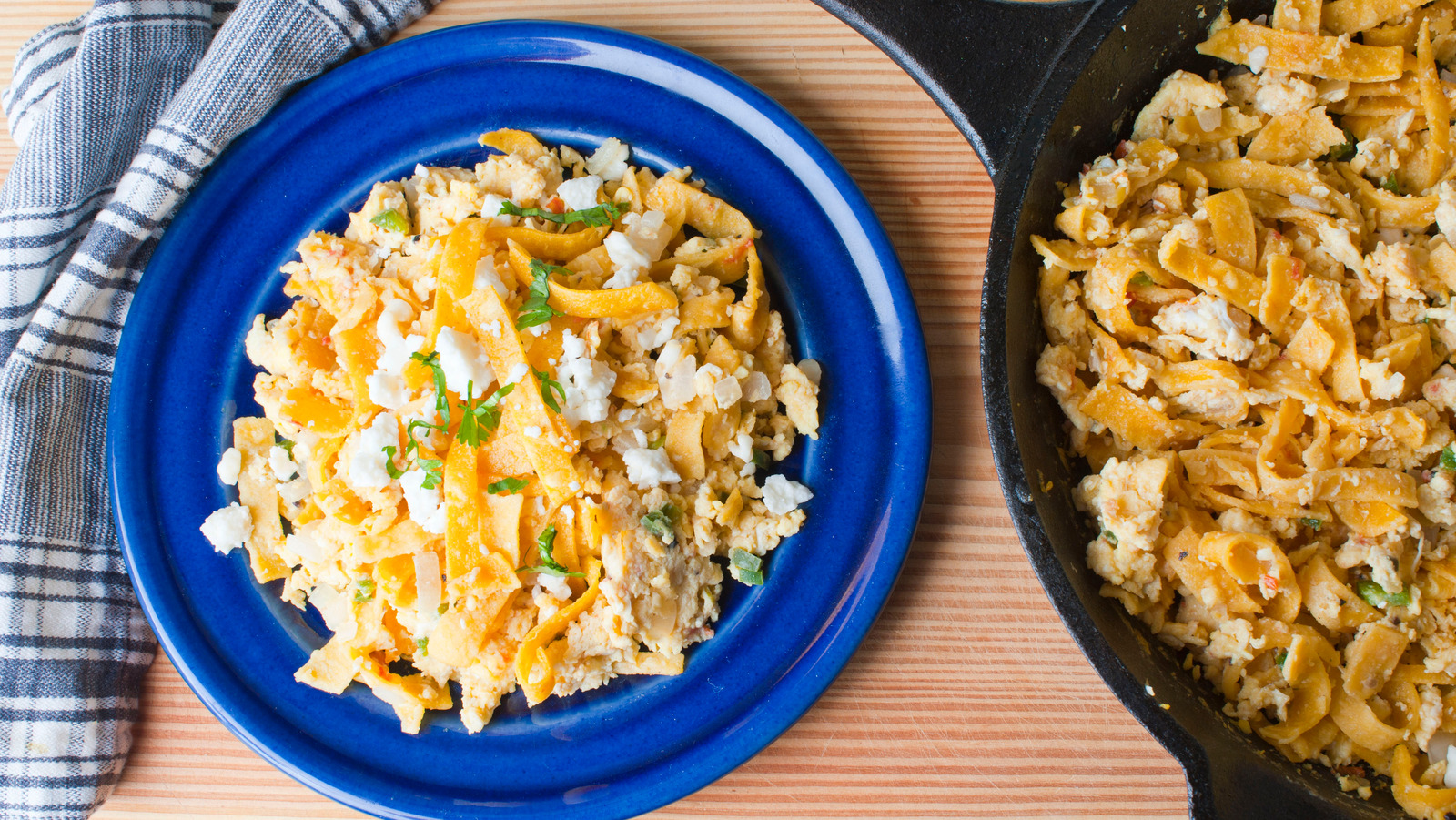 Add Your Leftovers To Scrambled Eggs For A Tasty Fridge Clean Out