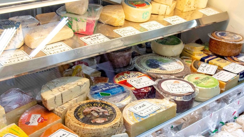 Cheese available at Alleva Dairy