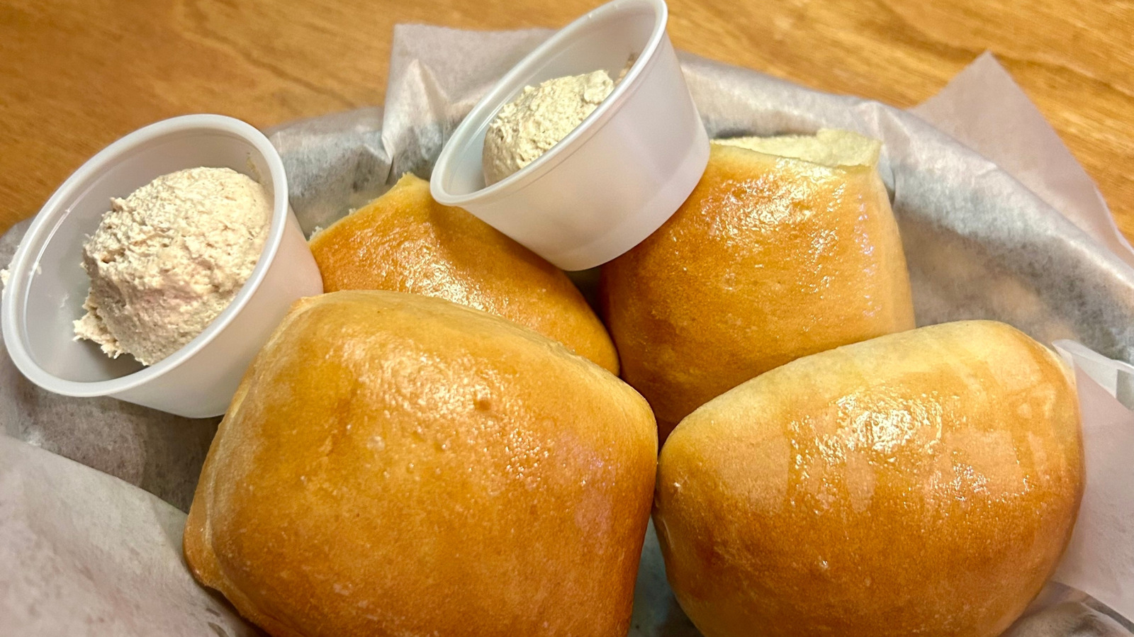 Texas Roadhouse's Store-Bought Rolls Are Made 5X Better With An Appliance You Already Own - Tasting Table