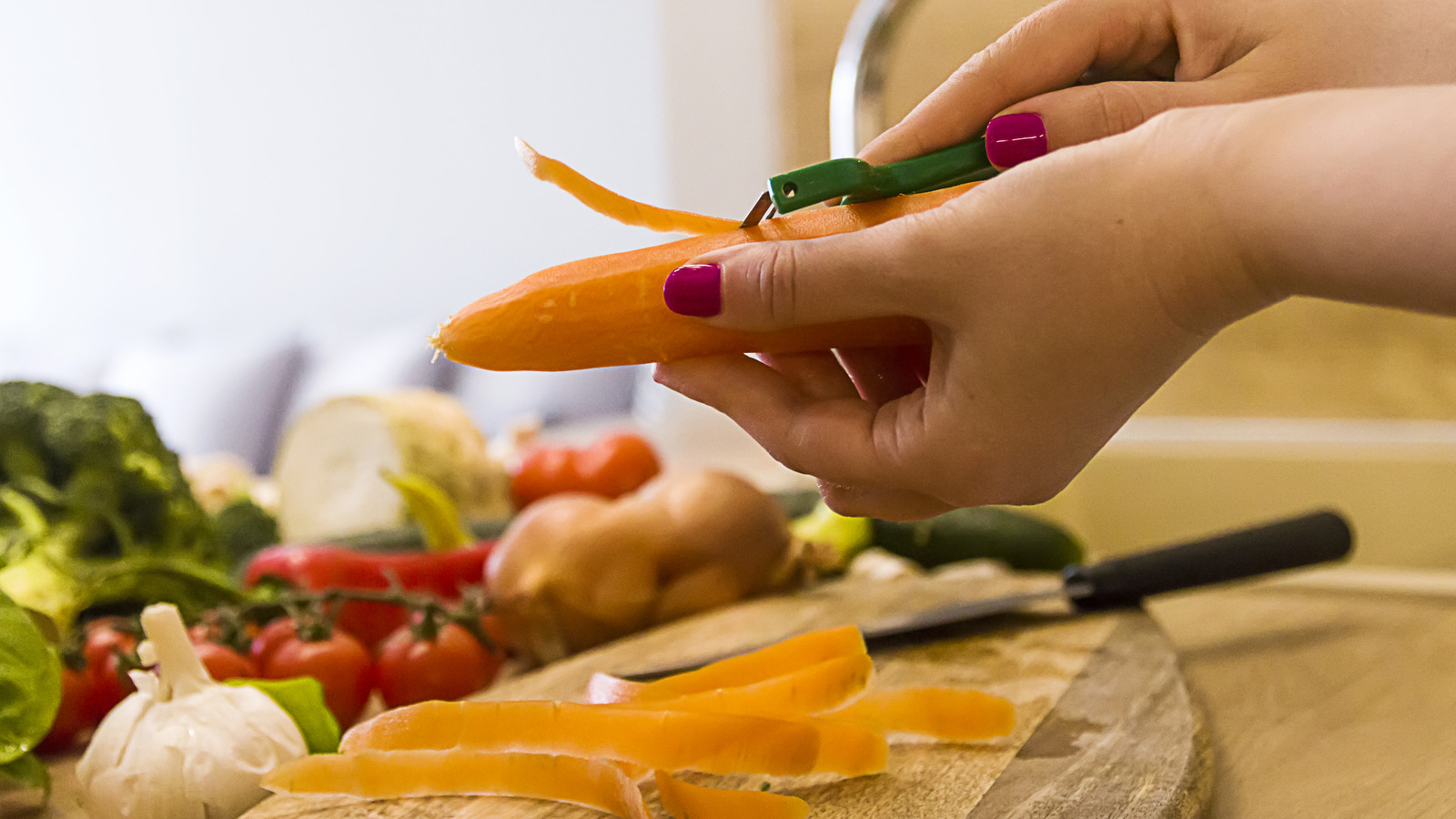 Turn Vegetable Peels From Kitchen Scraps Into Crispy Snacks In 15 Minutes - Tasting Table