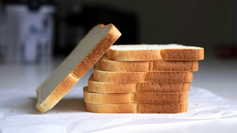 sliced white bread