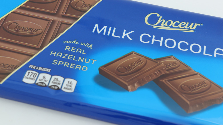 9 Aldi Chocolate Bars Shoppers Never Skip