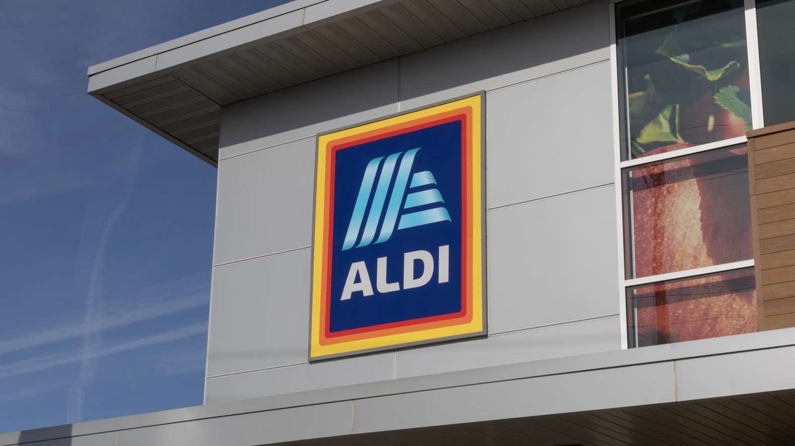 Aldi Is Selling Adorable Stoneware Valentine's Plates And They're A Fraction Of Pottery Barn's Price - Tasting Table