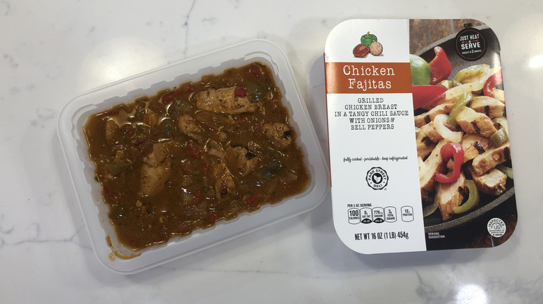 Aldi Park Street Deli chicken fajitas in plastic tray.