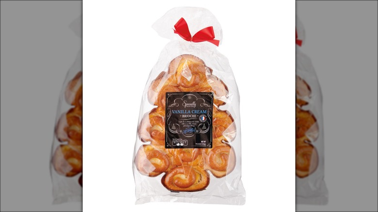 Aldi Specially Selected Christmas Tree Brioche