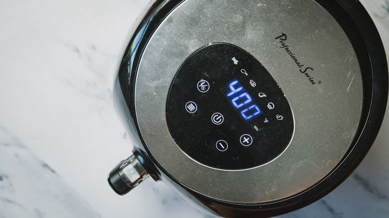 Air fryer set to 400 F.