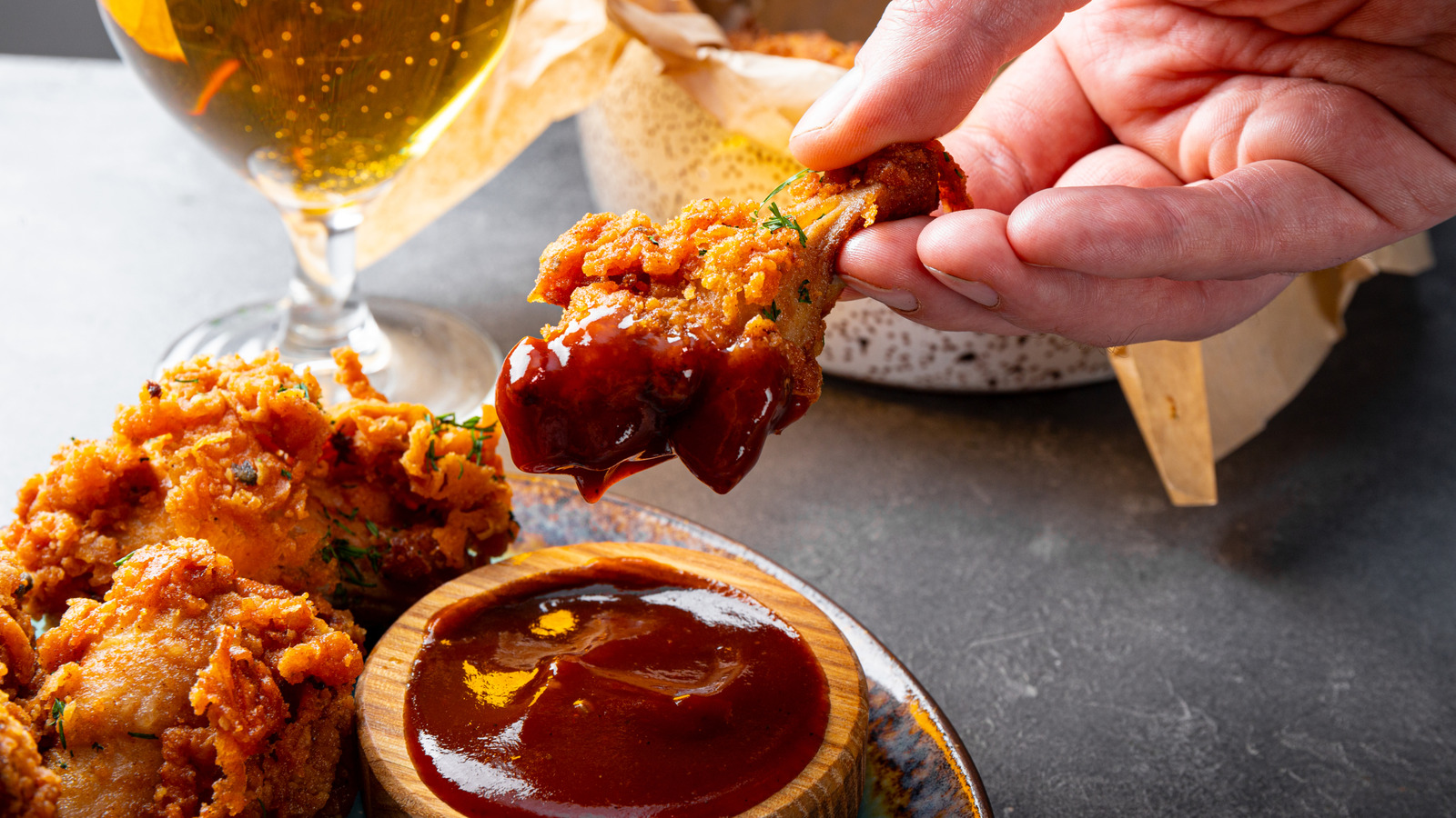 All You Need Is Vinegar To Liven Up Basic Chicken Wing Sauce - Tasting Table