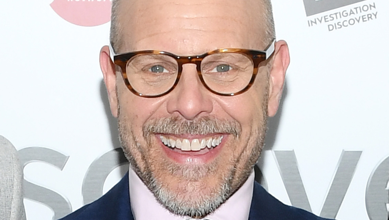 Alton Brown's Trick For Keeping French Toast Warm And Crisp