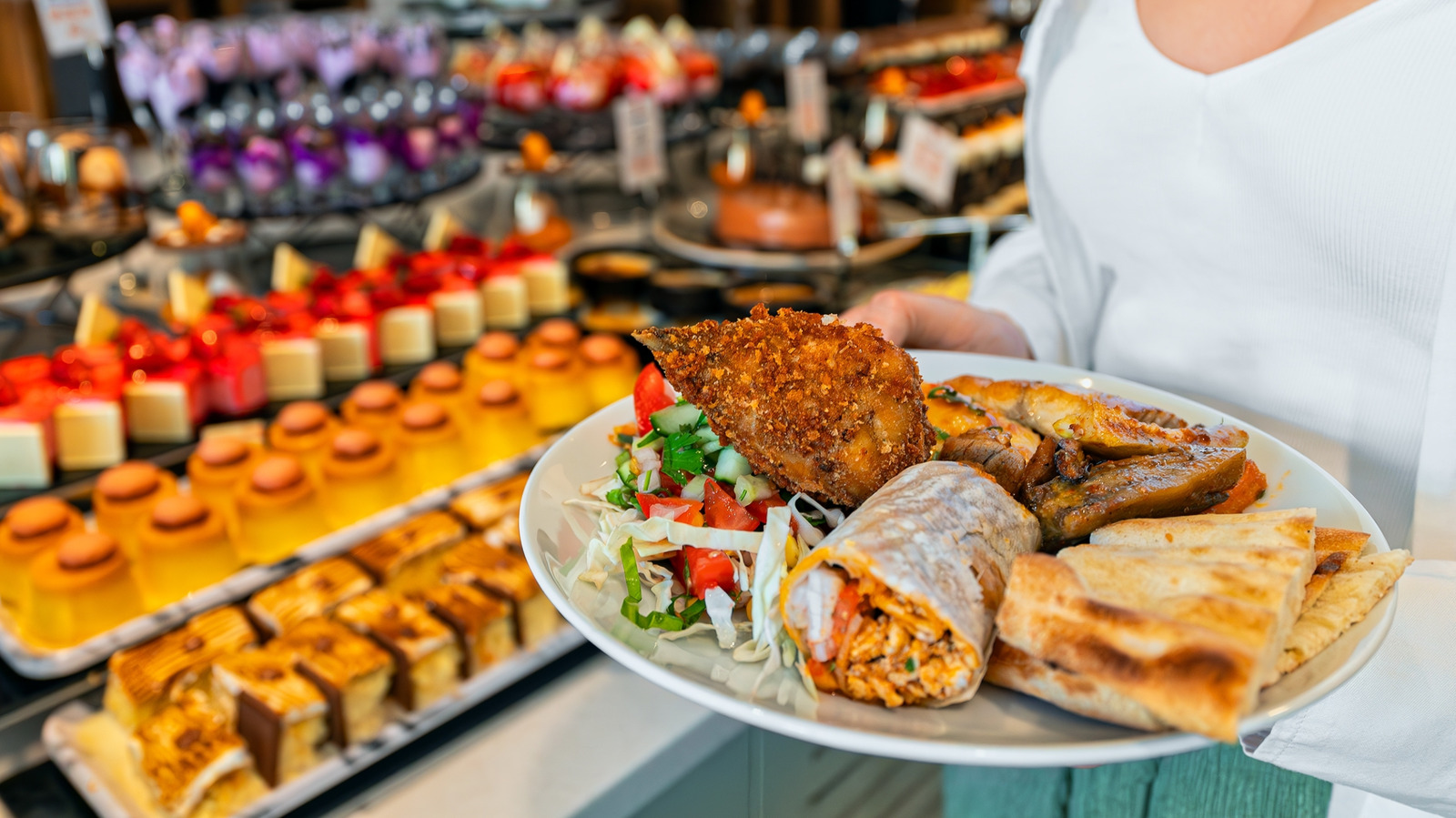 America's Top 2 Full-Service Restaurant Chains Are These Beloved Steakhouses (Sorry, Olive Garden)