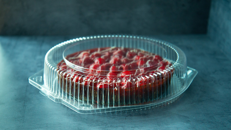 pie in plastic container