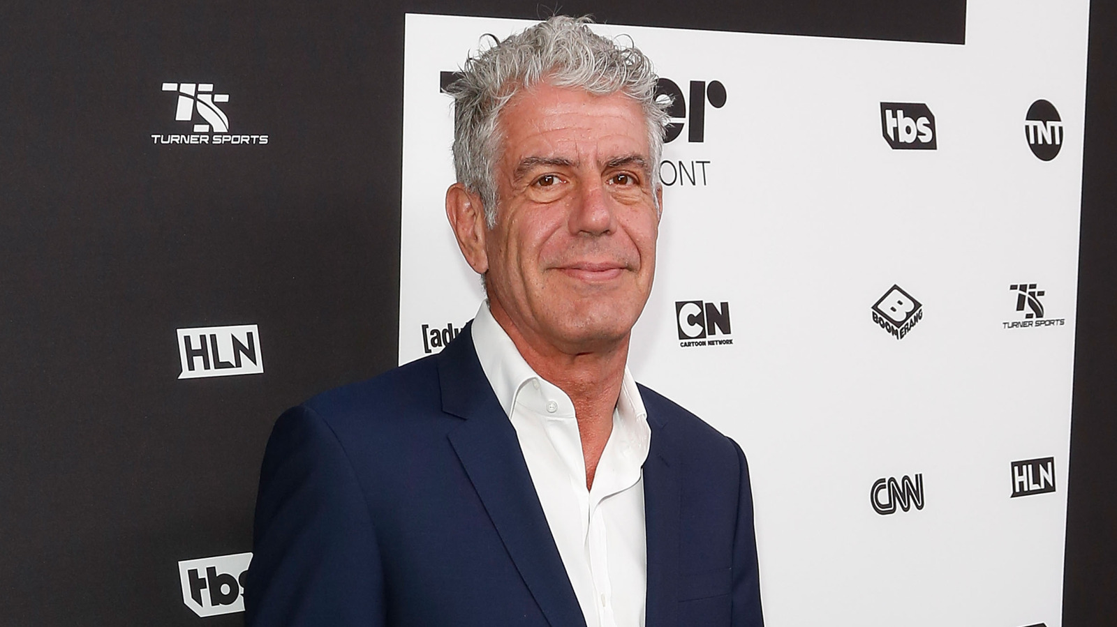 Anthony Bourdain Sought Out This Popular American Fast Food Joint In Sri Lanka - Tasting Table