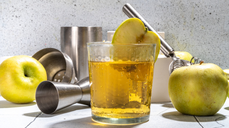 Washington Apple cocktail in short glass