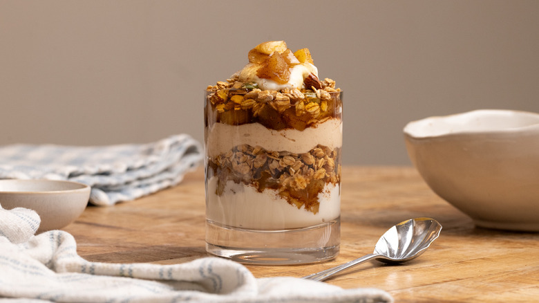 apple breakfast parfait on table