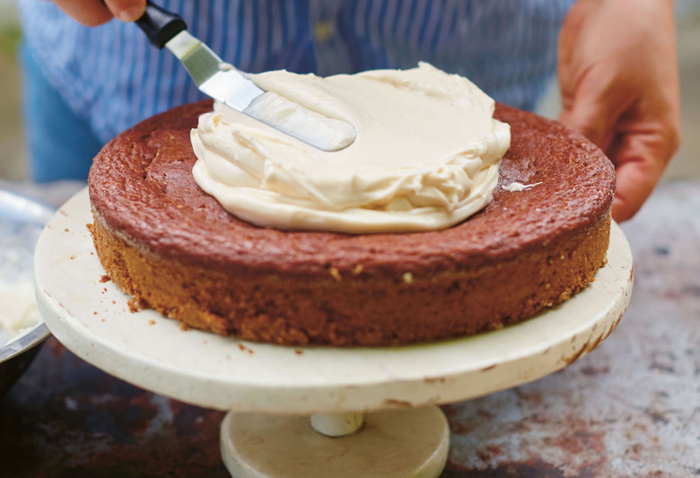 How to Make Applesauce Cake with Cream Cheese & Honey Frosting