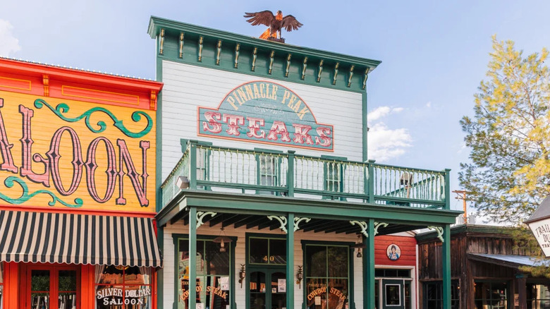 The exterior of Pinnacle Peak Steakhouse and Saloon in Tucson, Arizona