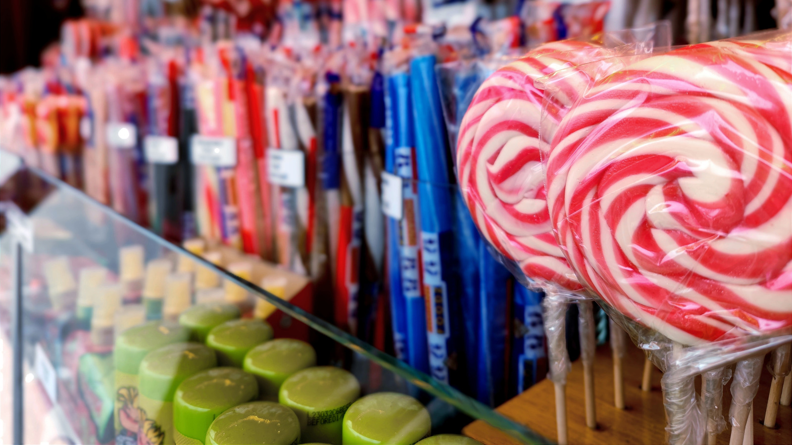 The Popular '60s Candy That Was Invented By 2 Rocket Scientists