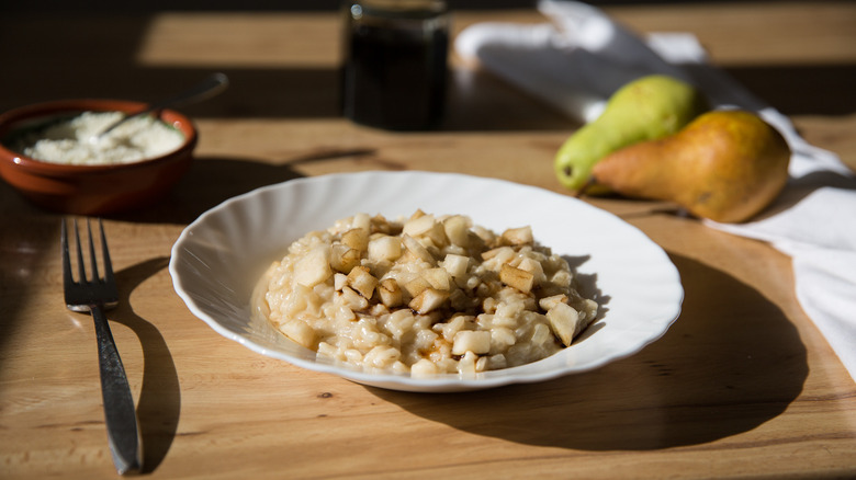 pear balsamic risotto on plate