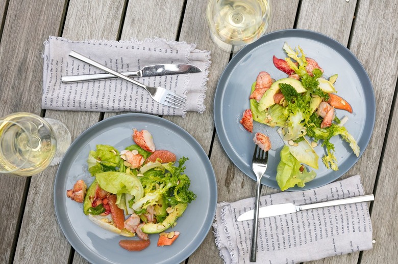 Cold Lobster Salad Recipe with Grapefruit & Avocado