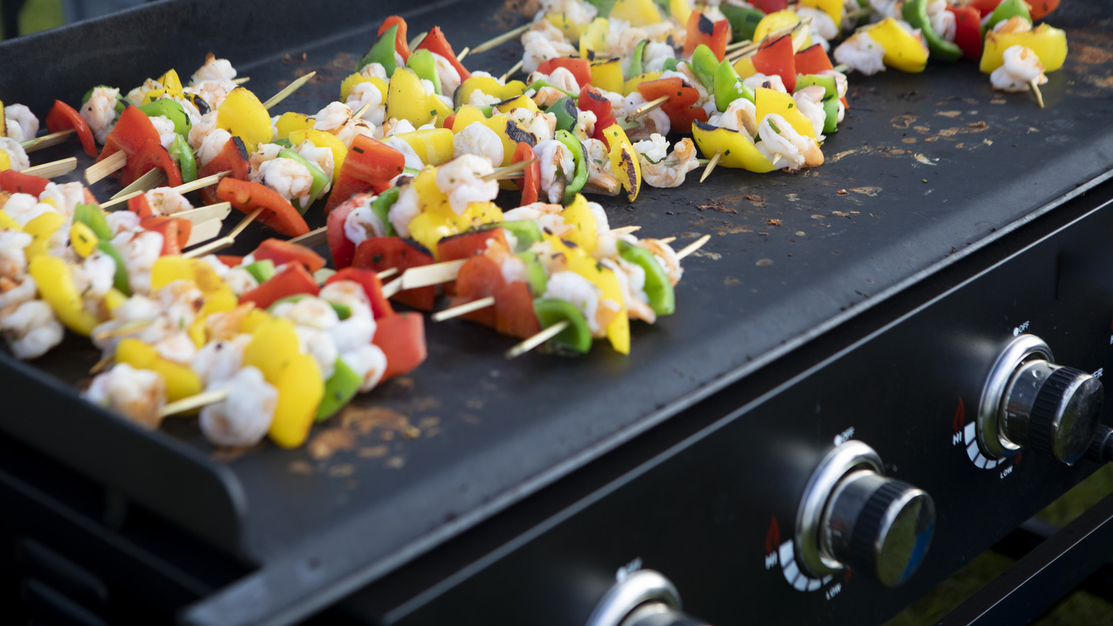 Avoid Buying This Flat-Top Grill With The Lowest Rating On Consumer Reports