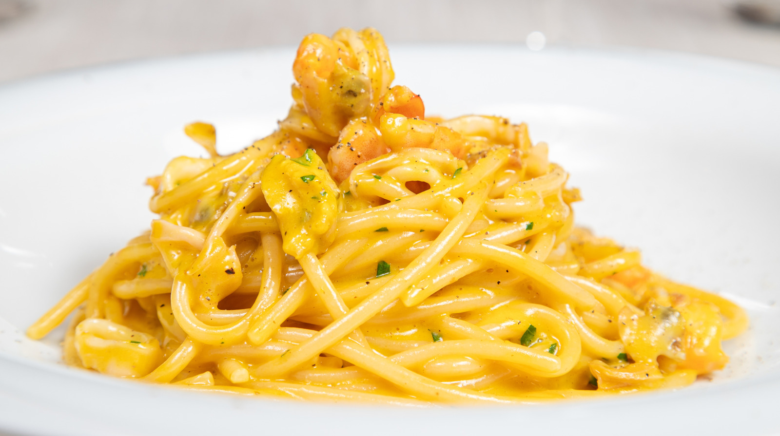 Avoid Ordering The Seafood Carbonara At Restaurants, Trust Us - Tasting Table