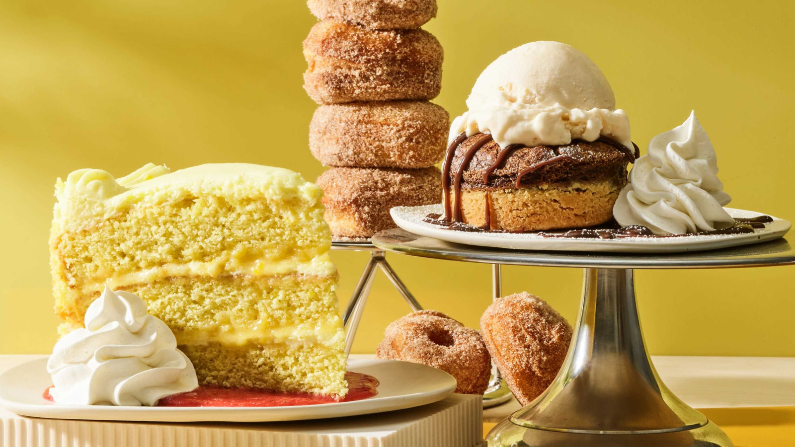 Avoid Ordering This Red Robin Dessert Or You'll Be In For Disappointment - Tasting Table